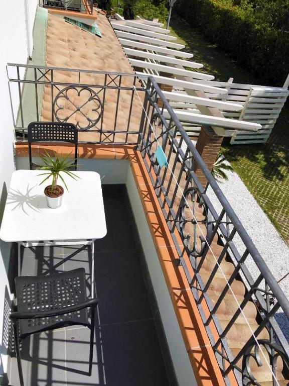Cytrus Rooms Marina di Massa Luaran gambar